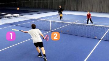 7 Tennis Koordinationsübungen mit 2 Schlägern im Kleinfeld